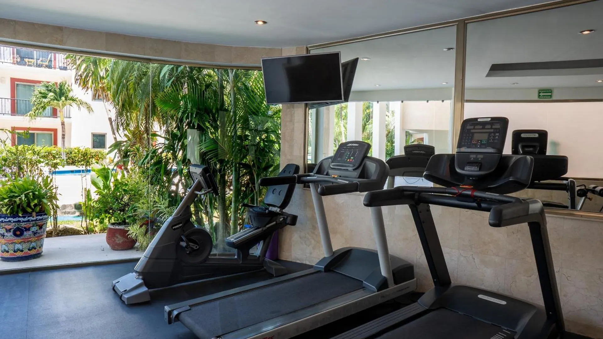 Apartment Paseo Del Sol Coral B 206 Condo Playa del Carmen